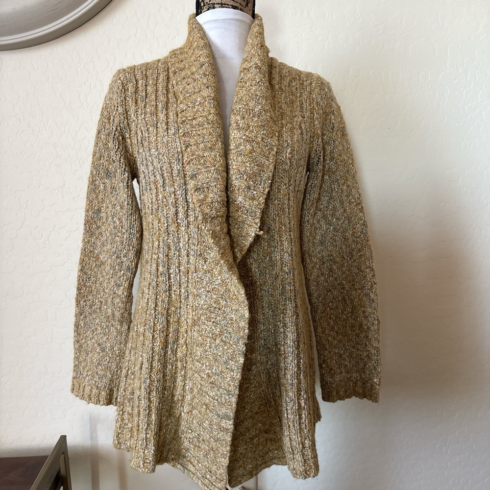 Dressbarn women’s Textured Tan wool blend Cardigan open front Sweater. L